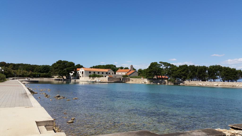 Apartment Sajkovic Ugljan Bagian luar foto